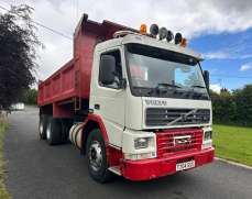 2001 Volvo FM7 6x4 Tipper Truck